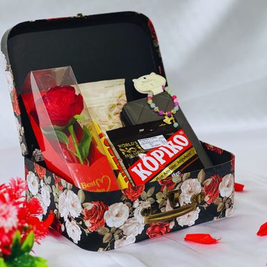 Blooming Love Gift Box