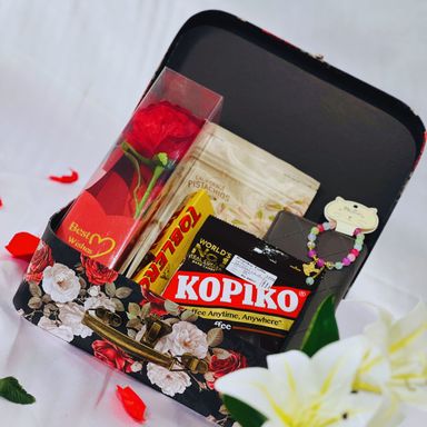 Blooming Love Gift Box
