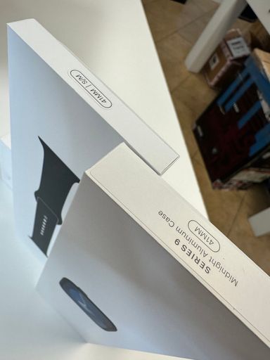 Apple Watch Series 9 Midnight 41MM AI S/M With Apple Care Warranty