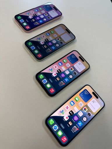 iPhone 15 128GB Physical & E-Sim Unlocked excellent condition