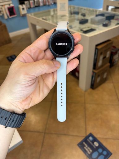 Samsung Galaxy Pro 5 Black Color 45MM Like New