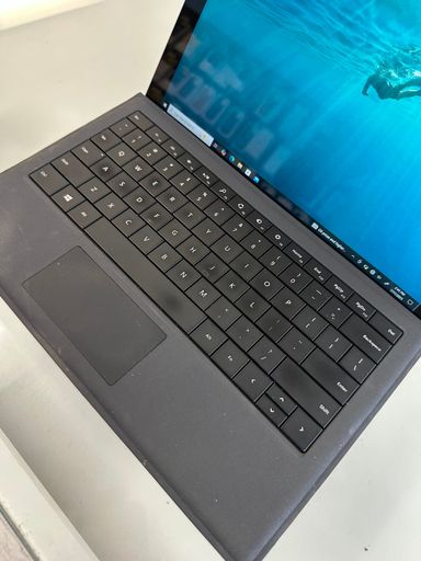 Microsoft Surface Pro 3 with Magic keyboard excellent condition