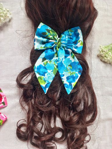 🎀 Twinkle Bow – Floral Cotton