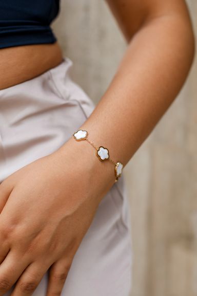 ZAKURA Brazalete White