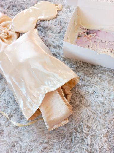 🌸 Sakurah Pampering Gift Box 