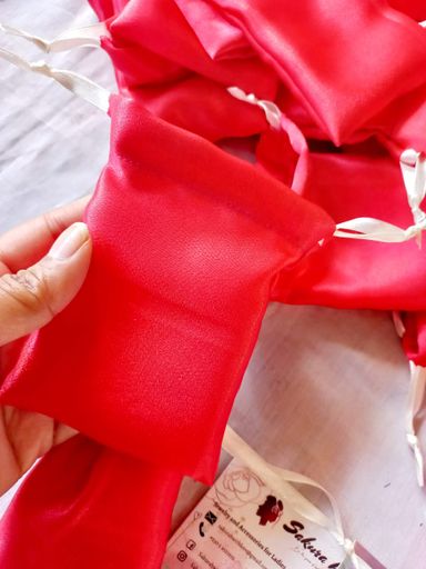 ✨Satin Pouches