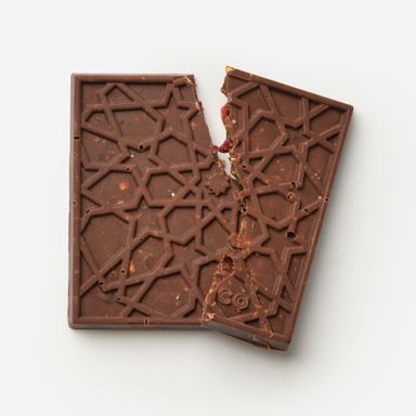 Roots Dark Chocolate 60% with Dried Fruit 65g