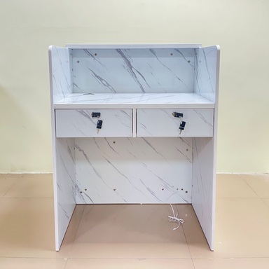 តុគិតលុយតូច​ មានភ្លើង