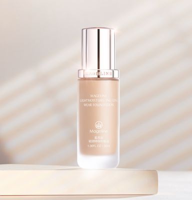 MAGELINE HYDRA MOISTURIZING LONG WEAR FOUNDATION
