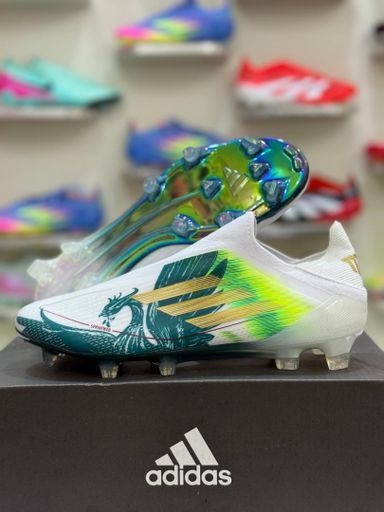 Crampons Adidas F50 