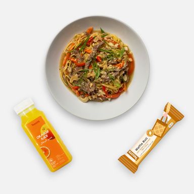 Combo Meal "Beef Stir Fry Noodles 643g + Drink + Dessert"