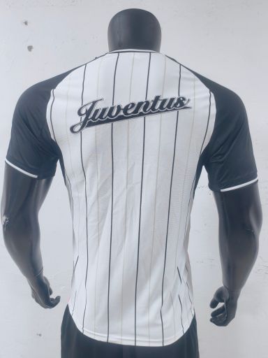Juventus US Pack Shirt
