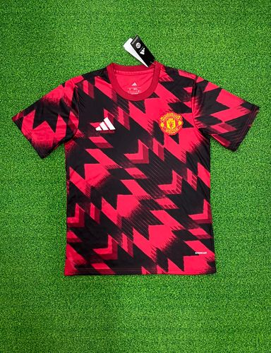 Manchester United 2025/26 Prematch Shirt (Black / Red)