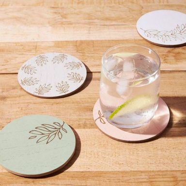 Dessous de verre rond et carré en bois de noyer massif, tapis de tasse en bois de hêtre vierge, Durable, résistant à la chaleur, pour thé et café, napperons, 6 pièces/ensemble