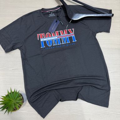 TOMMY HILFIGER T- SHIRT - 20