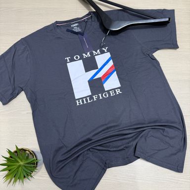 TOMMY HILFIGER T- SHIRT - 37