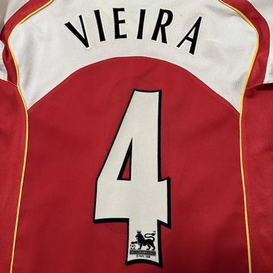 Arsenal 2004/05 Home Shirt (Red/white)