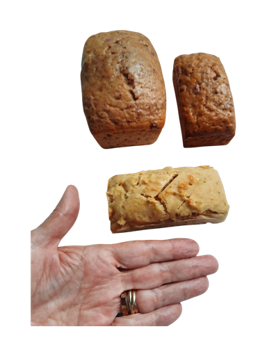 Chia / Maca / Cacao Nibs Large Loaf / Pan Grande de Chía, Maca y Nibs de Cacao (5½" × 3")