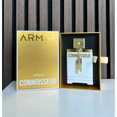CONNOISSEUR WOMAN