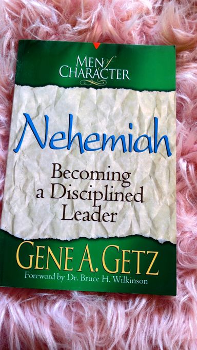 MOM-ments Devotionals 💕🛍️🙏🏽
