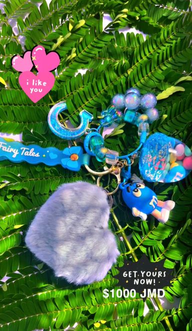 MOM-ments Trendy KeyChains Combos 💕🛍️🥰