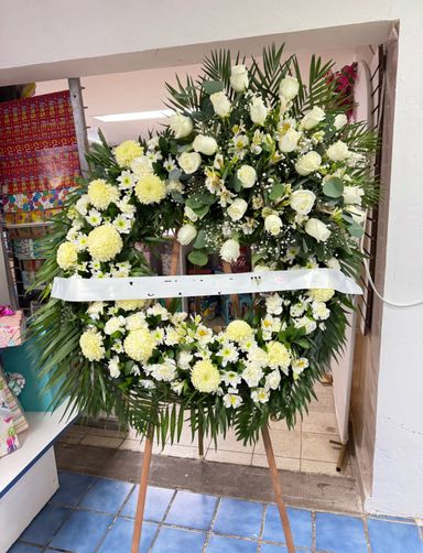 Corona Fúnebre Grande