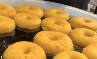 DONUT EIRA AZIERAA 🇲🇾