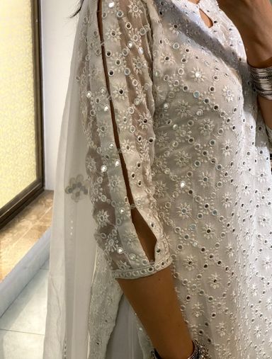 WHITE GULAB