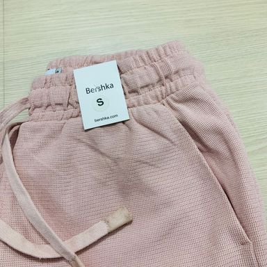 BERSHKA COTTON SHORTS -  PEACH (WOVEN)