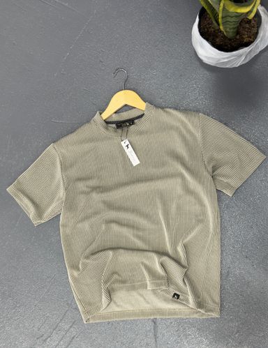 REMERAS OVERSIZE DE MORLEY FAME 