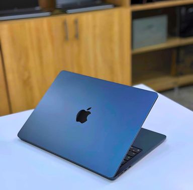  MacBook Air 2024 M3 – Puissant, léger & ultra-élégant 🌟
