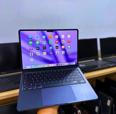  MacBook Air 2024 M3 – Puissant, léger & ultra-élégant 🌟