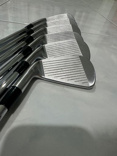 Titleist AP2 716 Iron Set