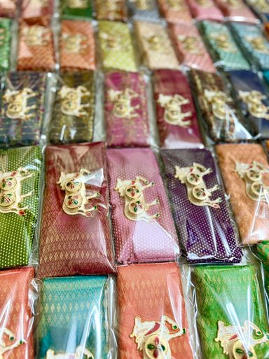 Brocade blouse + manjal kumkum box combo