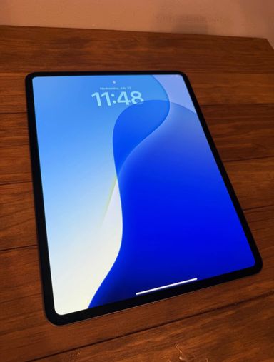 ✨ Apple iPad Pro 13″ M4 (512 Go, Wi-Fi) + Magic Keyboard Noir ✨