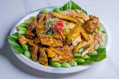 មាន់ត្រជាក់ទឹកស៊ីអ៉ីវបែបចិន
