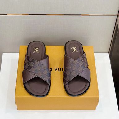 LV Slide - brown square