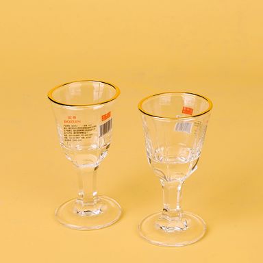 Phnom Penh small wine glass (goblet)