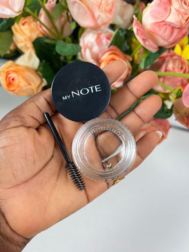  Gel à sourcils Note