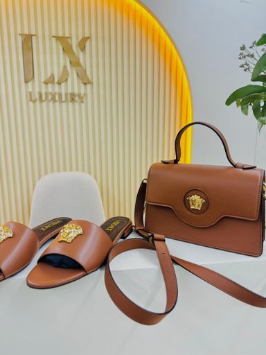 Bolsa Versace Medusa - top handle camel 