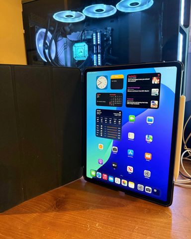 📱✨ iPad Air M2 (A2898) + Apple Pencil Pro + Magic Keyboard✨📚
