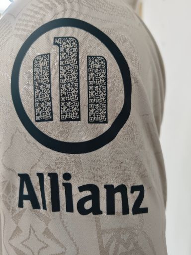 FC Bayern 2025/26 Oktoberfest shirt (Off-white / Green)