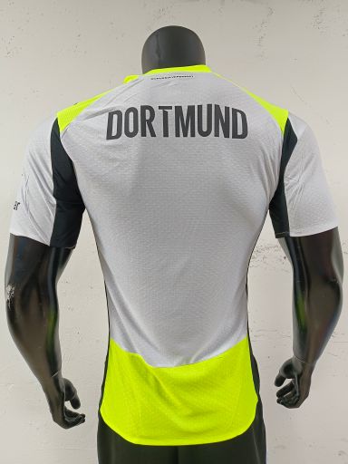 Borussia Dortmund 2025/26 Away shirt (Yellow / Black / Gray)