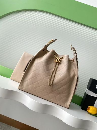 Chanel 25