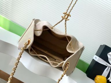 Chanel 25