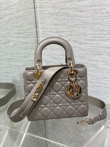 Lady D ABC