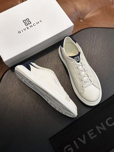 G-Set Sneakers
