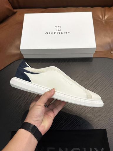 G-Set Sneakers