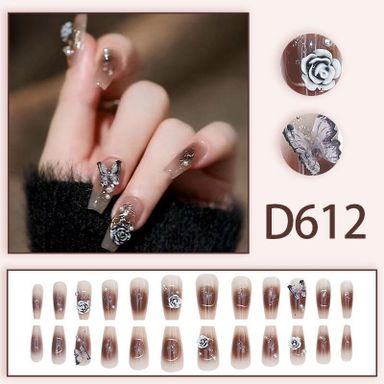 🛒  เล็บปลอม พสจีน พร้อมกาวติดเล็บ + ตะไบจิ๋วว 💗🇨🇳