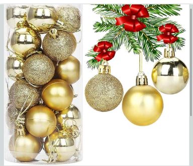 Christmas Tree Gold Baubles